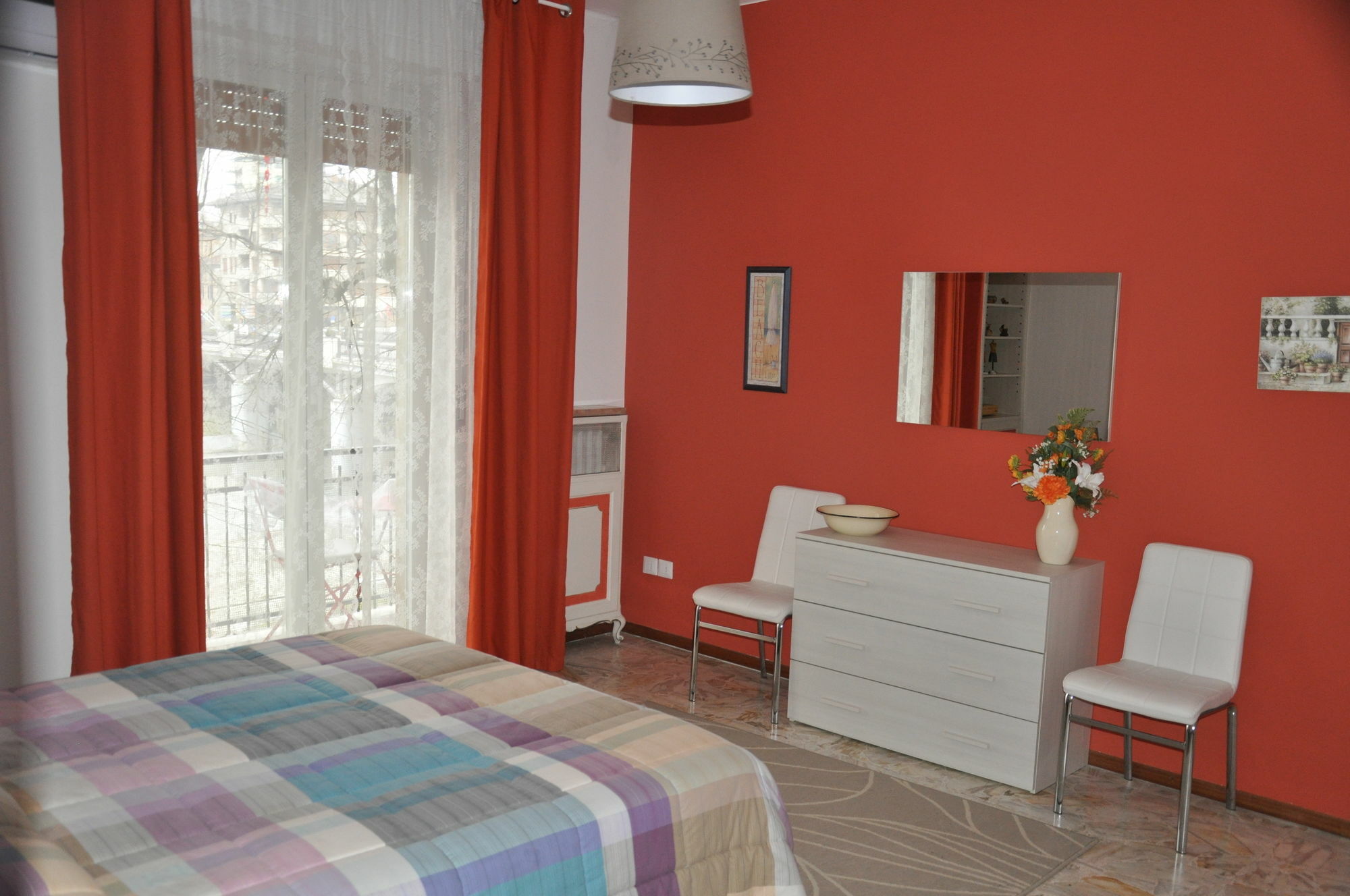 A Casa Di Franci Apartment Parma Bagian luar foto