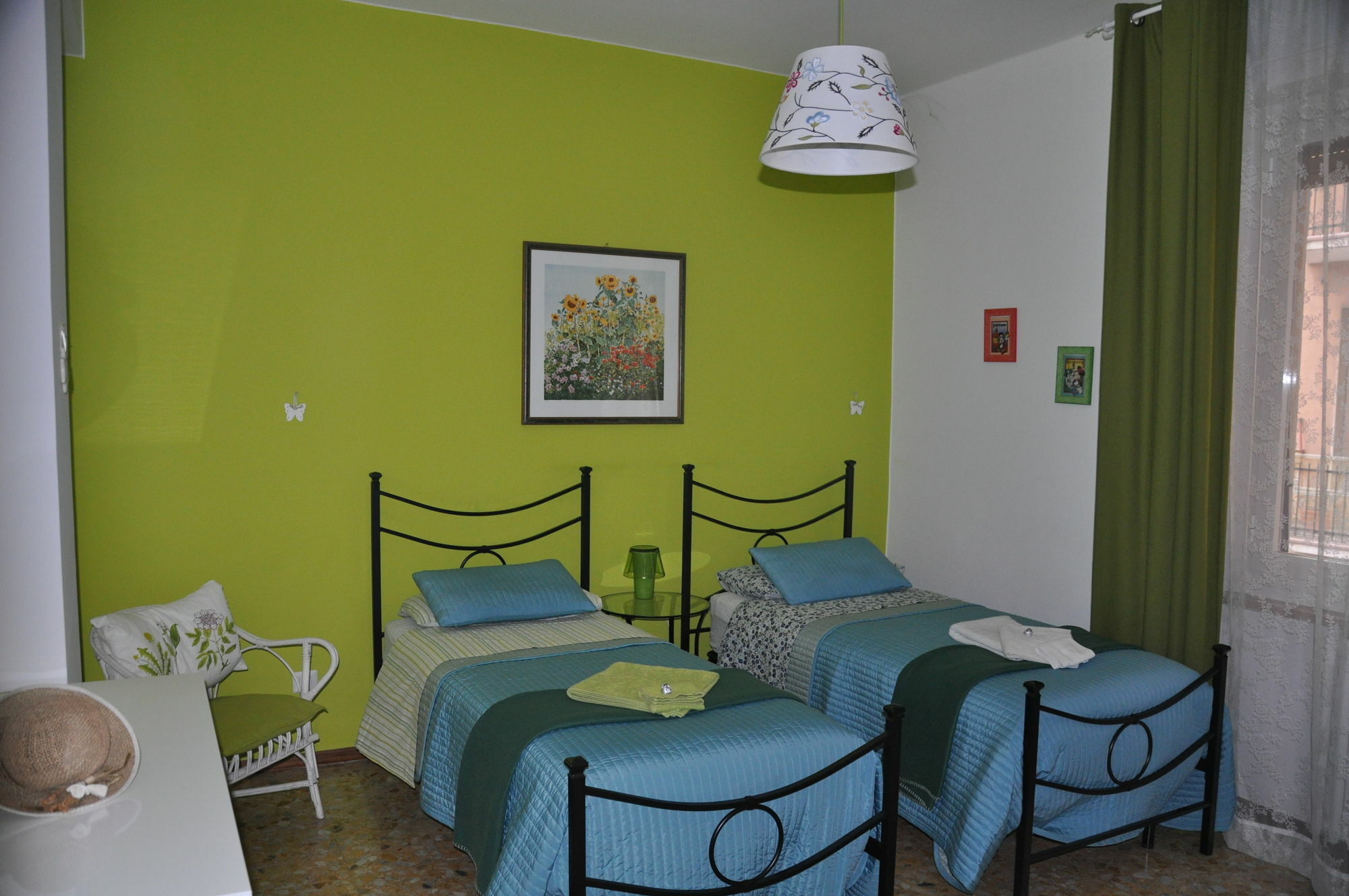 A Casa Di Franci Apartment Parma Bagian luar foto