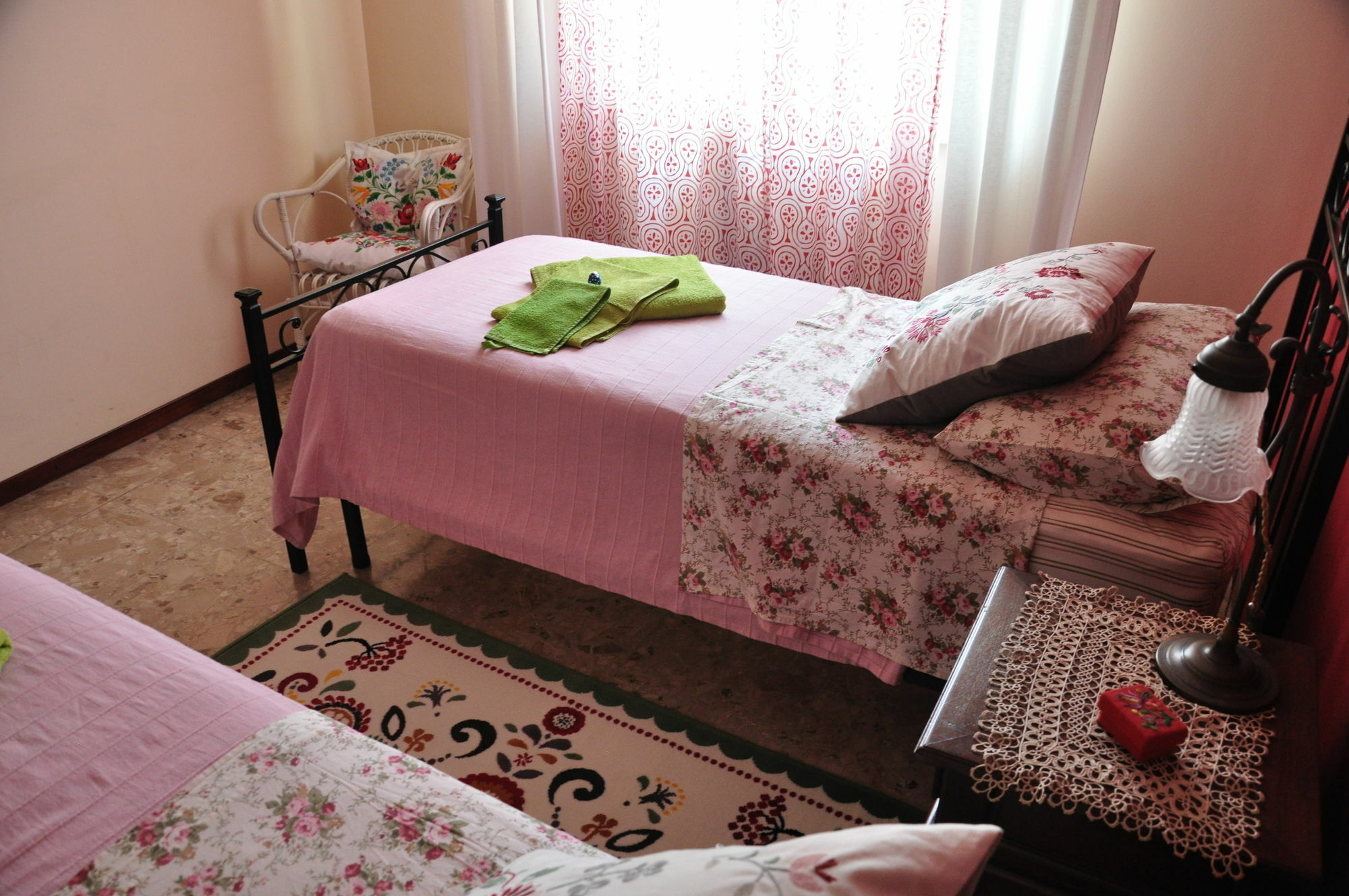 A Casa Di Franci Apartment Parma Bagian luar foto