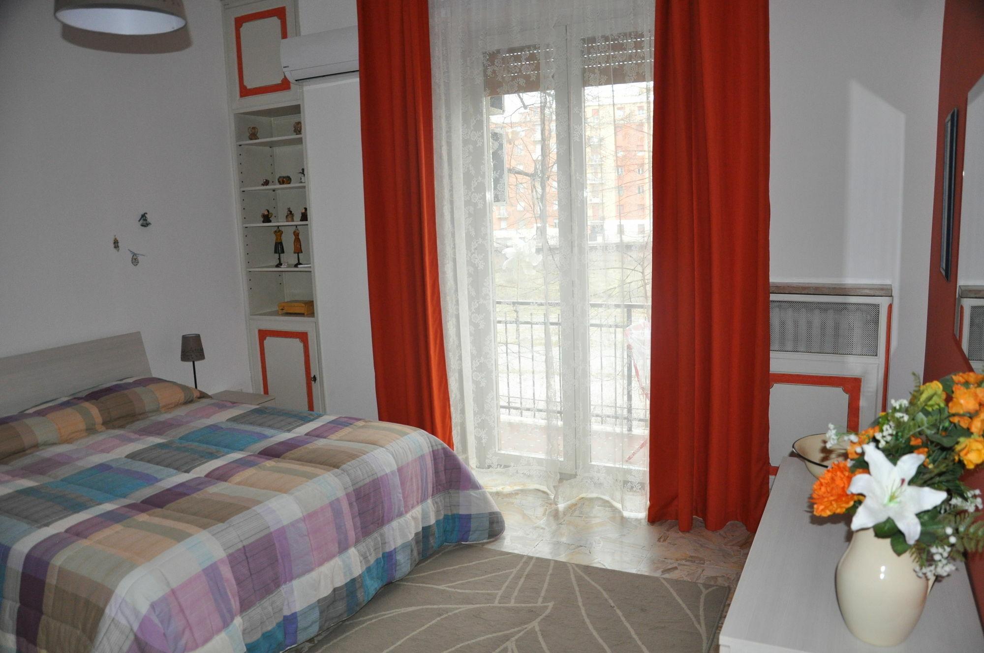 A Casa Di Franci Apartment Parma Bagian luar foto