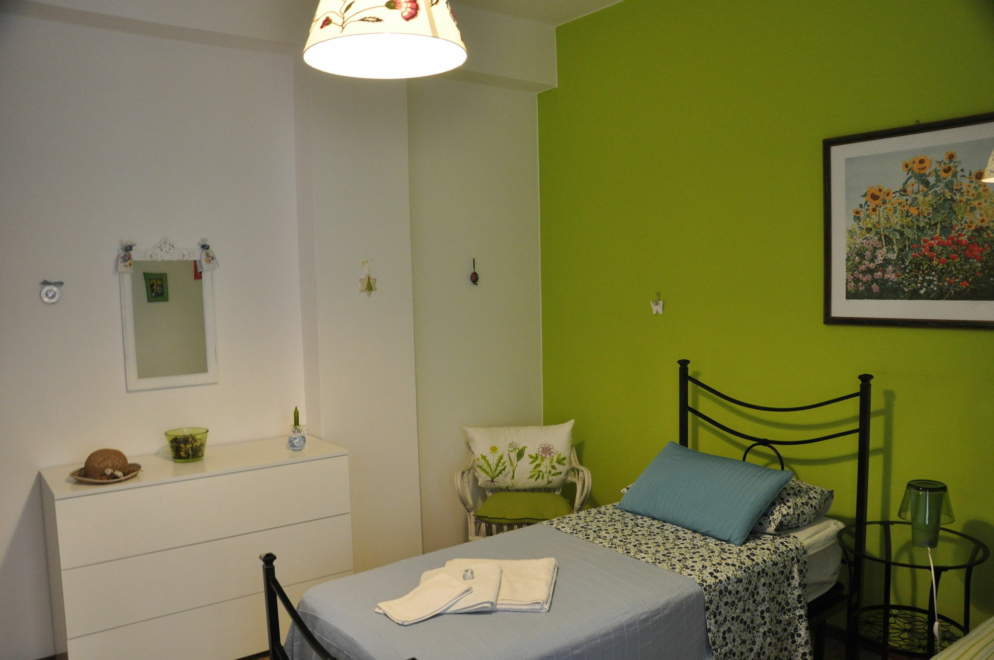 A Casa Di Franci Apartment Parma Bagian luar foto